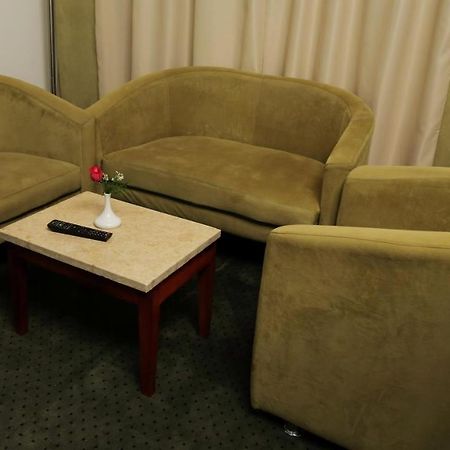 Spectra Inn Hotel 'Ezbet Sharikat Wardan Buitenkant foto