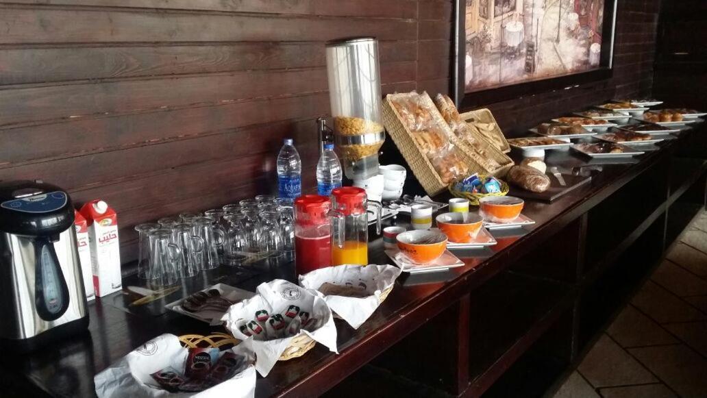 Spectra Inn Hotel 'Ezbet Sharikat Wardan Buitenkant foto